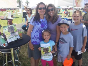 Denise with Stephanie and Family at the Doggie Street Festival